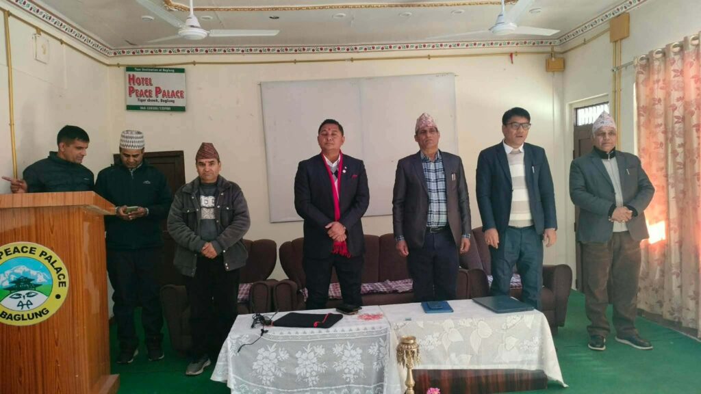 बागलुङमा व्यवसायिक योजना तर्जुमा तथा क्षमता विकास तालिम सुरु गर्दा लिइएको तस्बिर